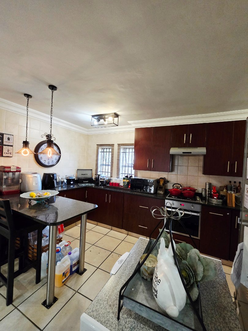 3 Bedroom Property for Sale in Wilkoppies North West